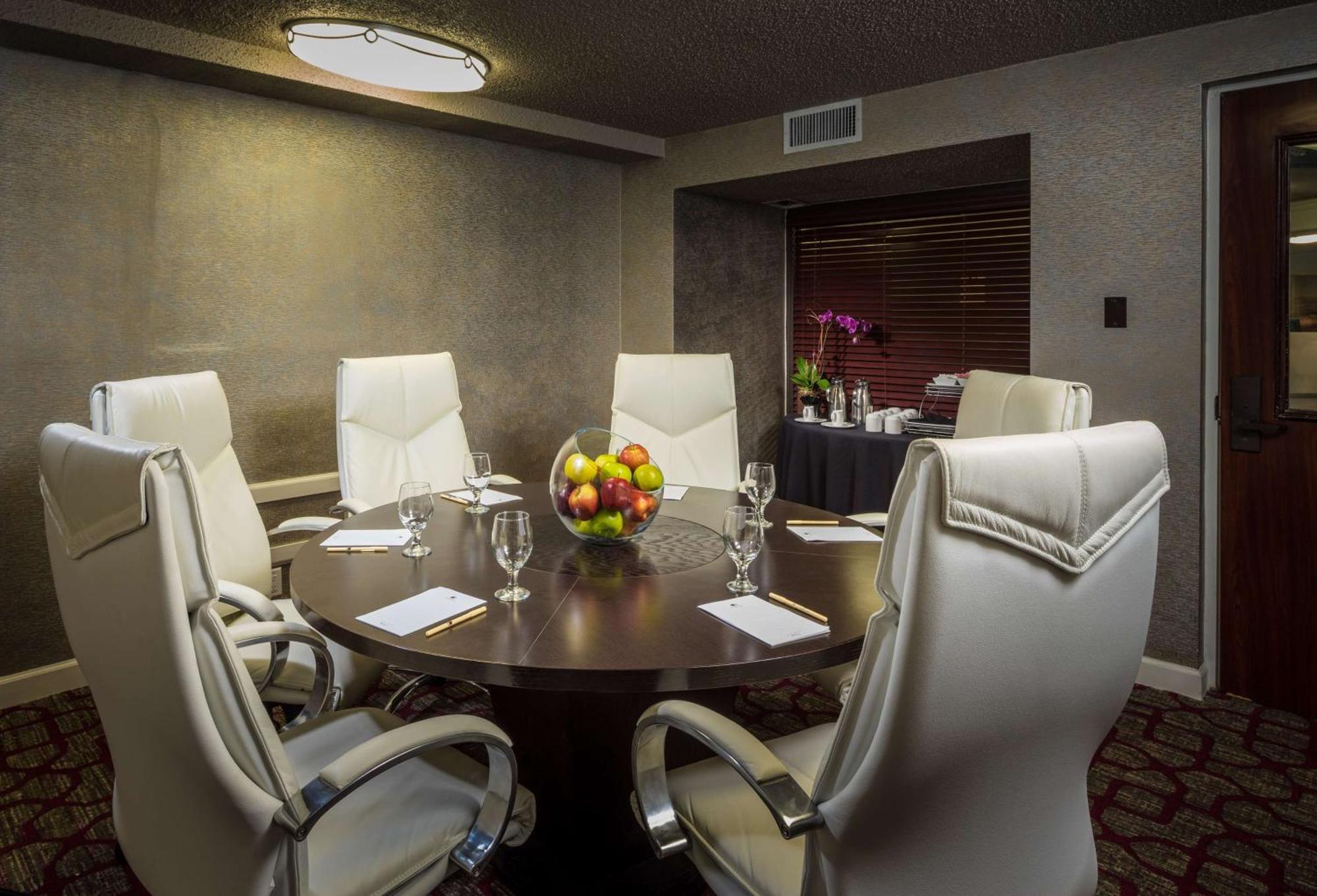 Doubletree By Hilton Austin Northwest - Arboretum Εξωτερικό φωτογραφία