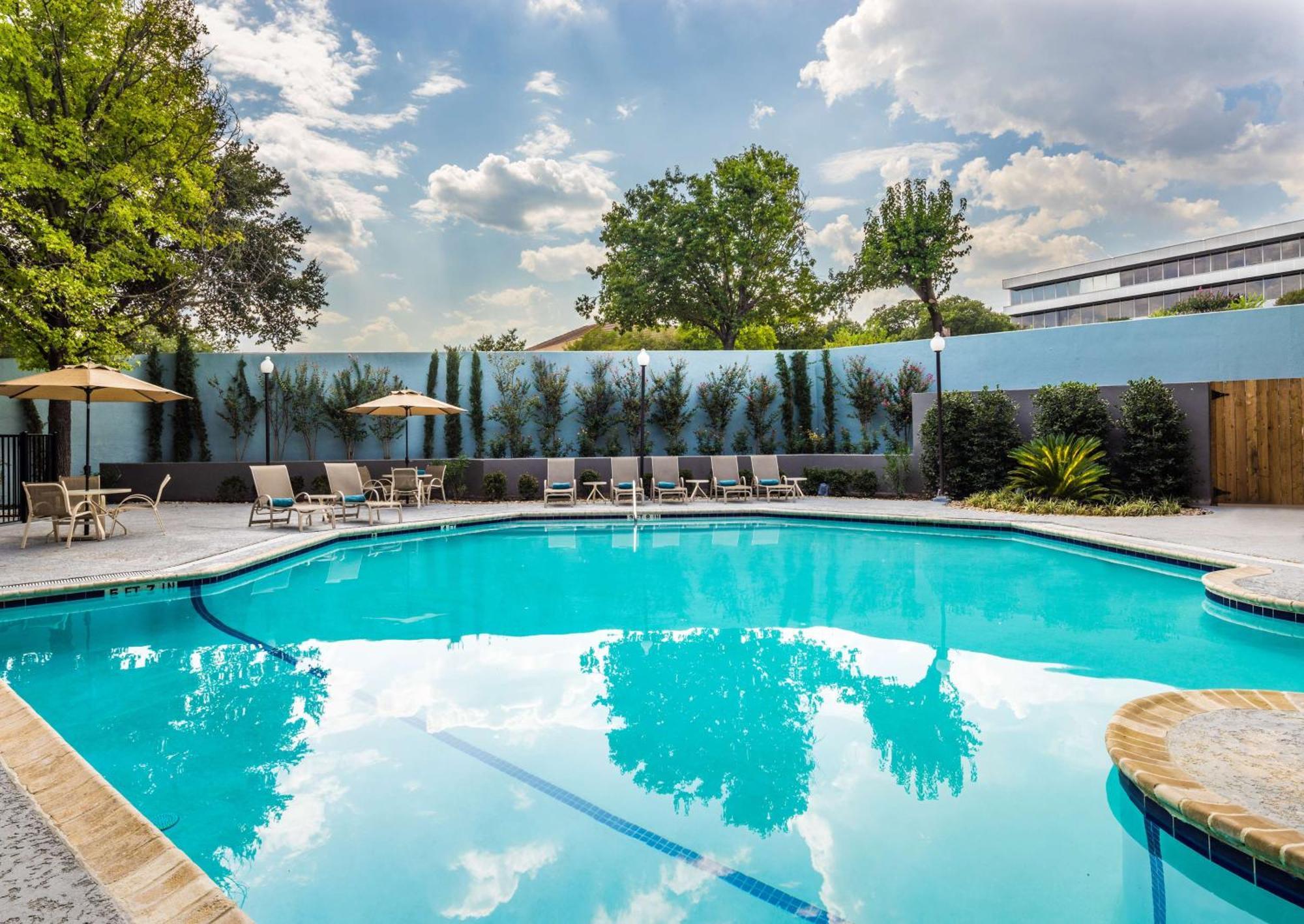 Doubletree By Hilton Austin Northwest - Arboretum Εξωτερικό φωτογραφία
